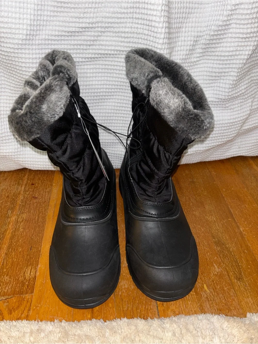 Women's Black Insulated Winter Boots with Gray Faux-Fur Cuff